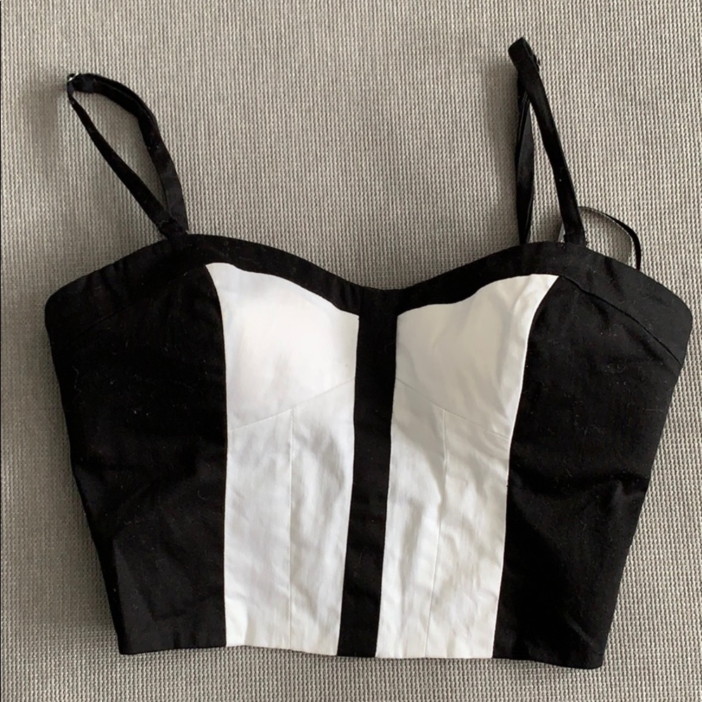 Bebe black and white cropped padded bustier. Xxs